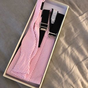Cummerbund set